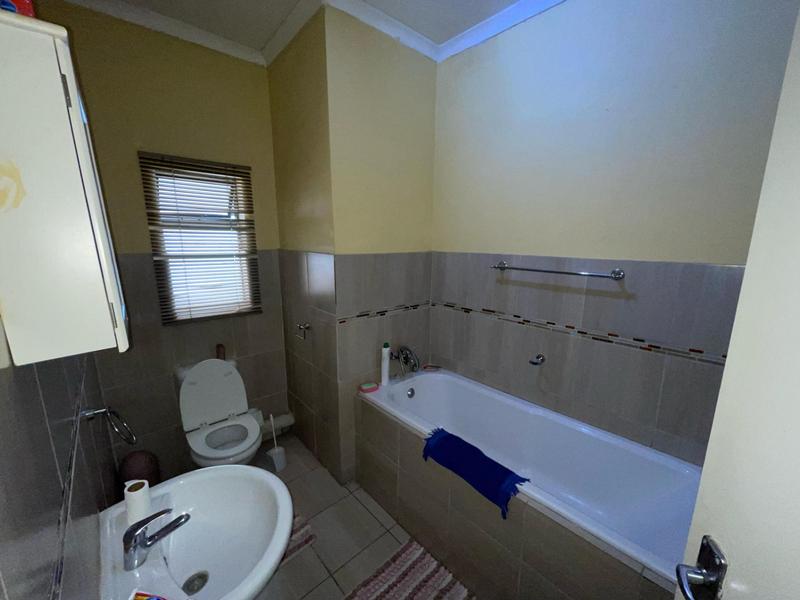 2 Bedroom Property for Sale in Bult West North West